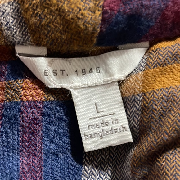 Cato Plaid Flannel Cover Up/Cardigan With Pockets - Picture 4 of 8